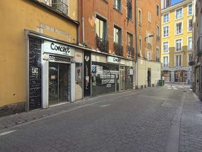 Murs Libre rue des clercs