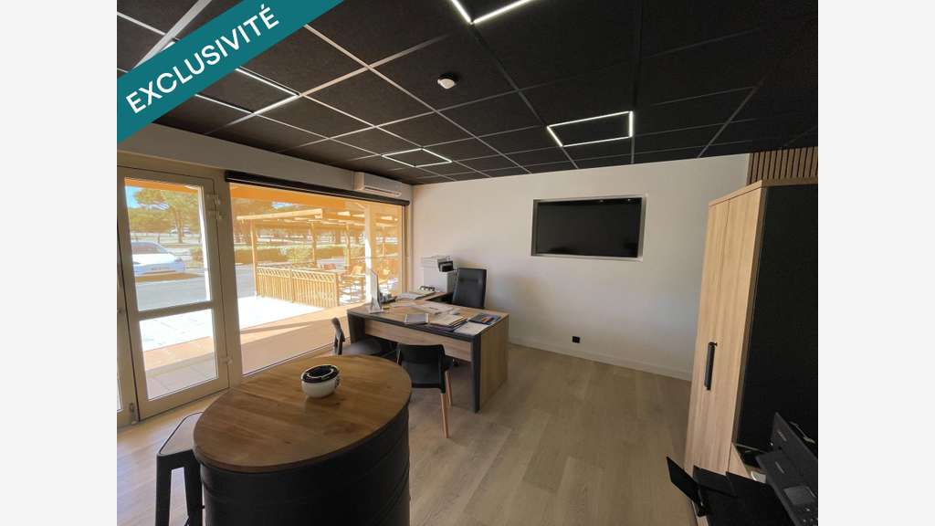 AV local commercial neuf 45m² 2 pièces à Gruissan