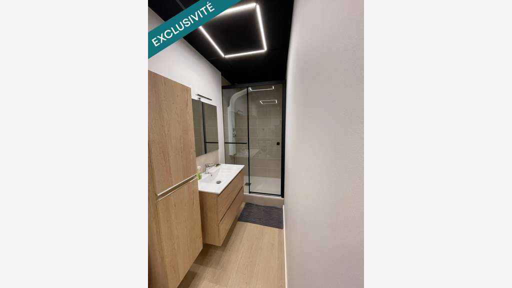 AV local commercial neuf 45m² 2 pièces à Gruissan