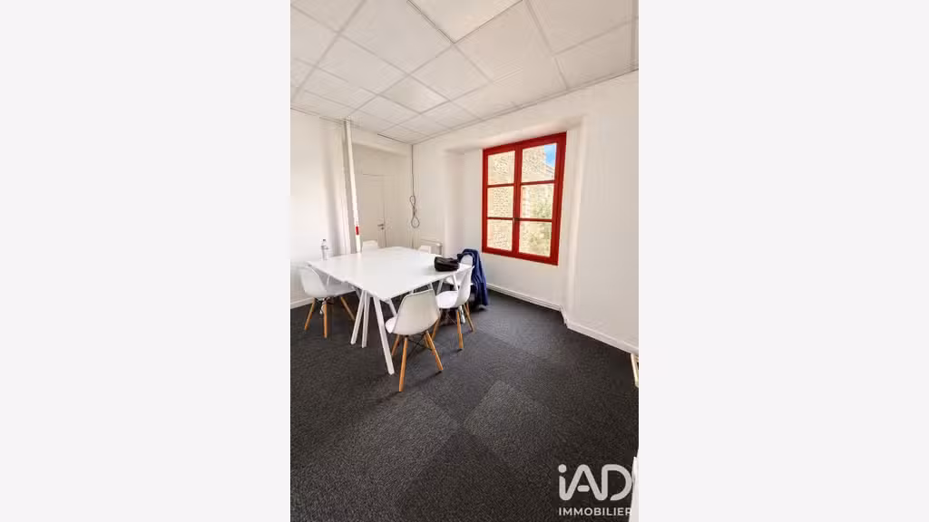 Vente esemble immo pro de 1485m² à Guichen