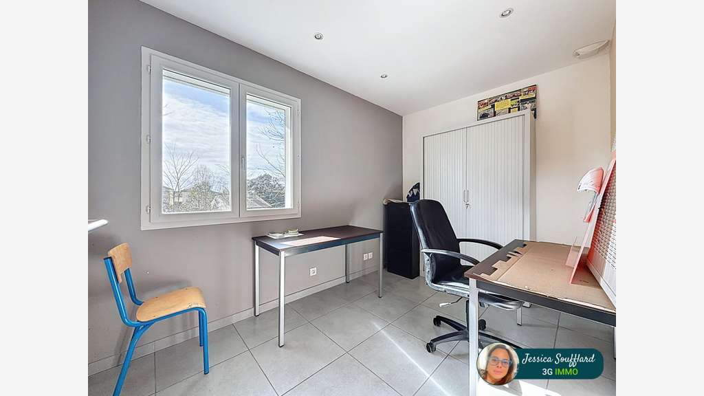 Vente local commercial de 77m² à Hagetmau