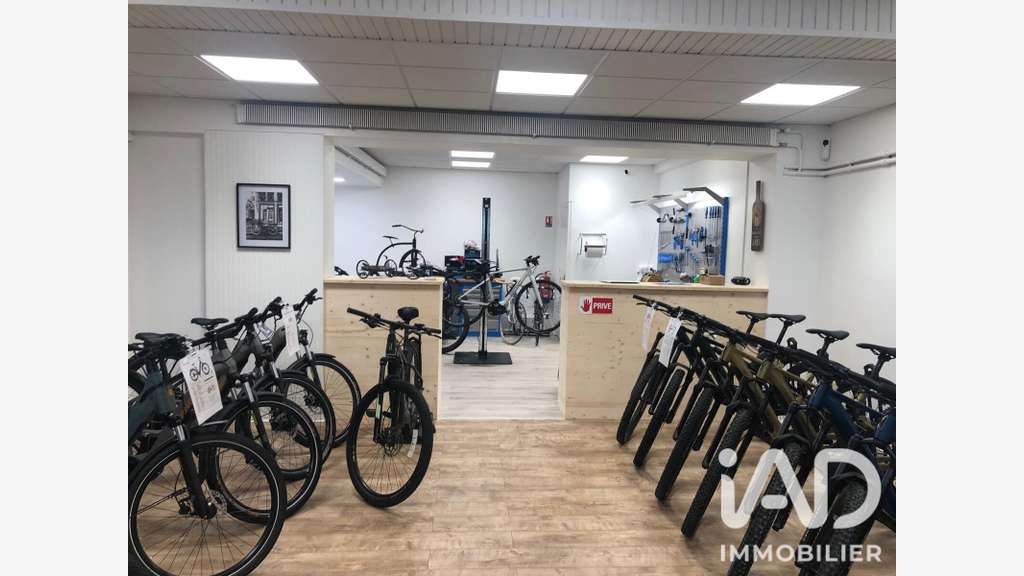 Local commercial à Hauts de Bienne