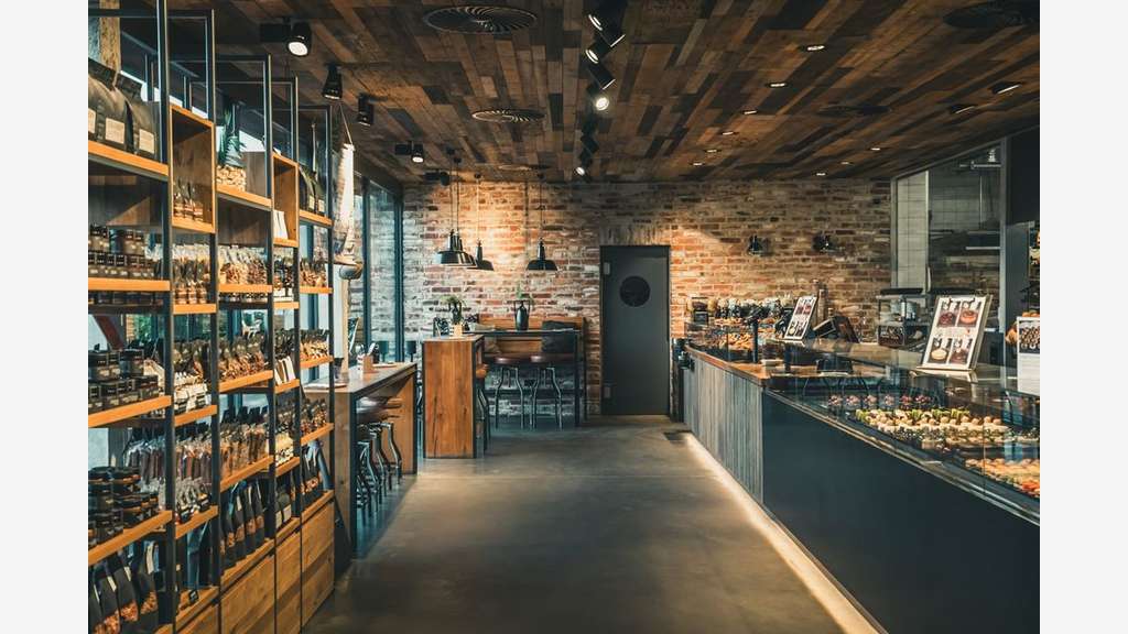 Murs de 200m² à vendre à Beaucroissant