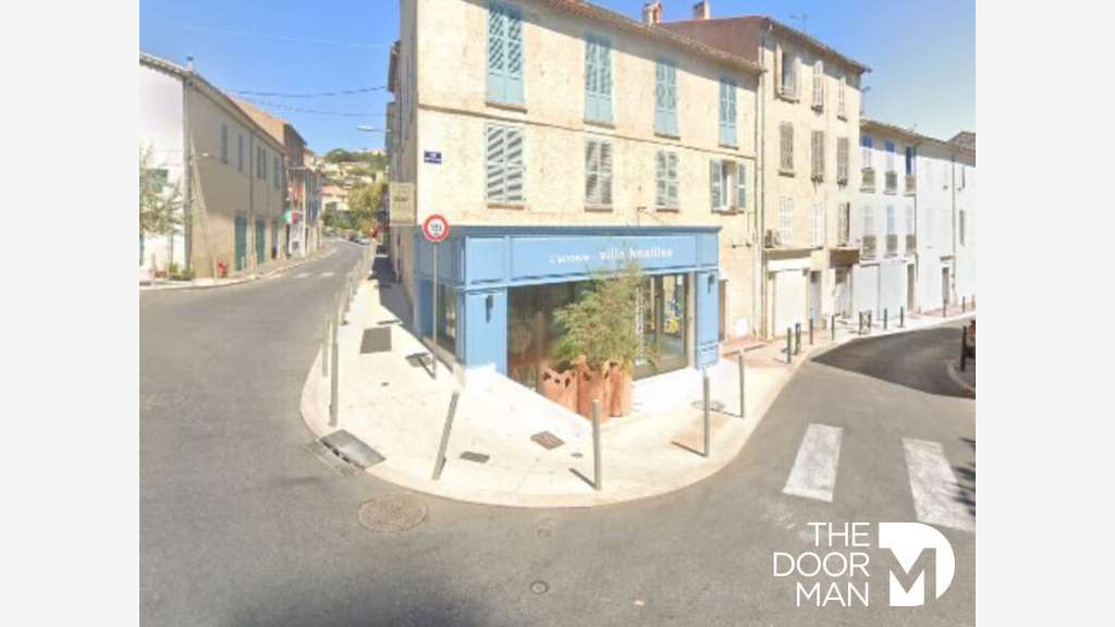 AV murs commerciaux 70m² centre ville Hyères