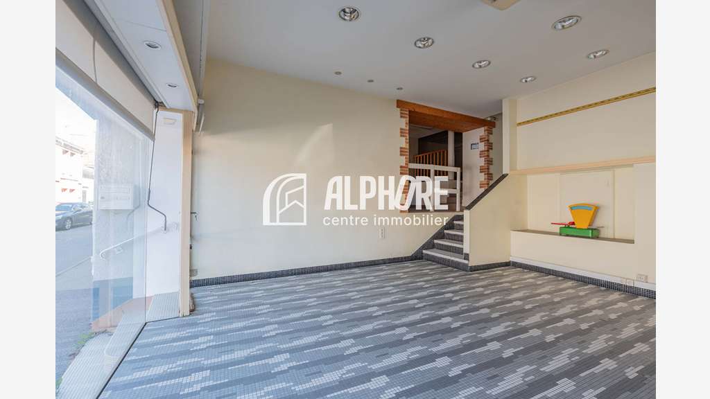 Vente murs commerciaux libres 89m² Haute-Indre