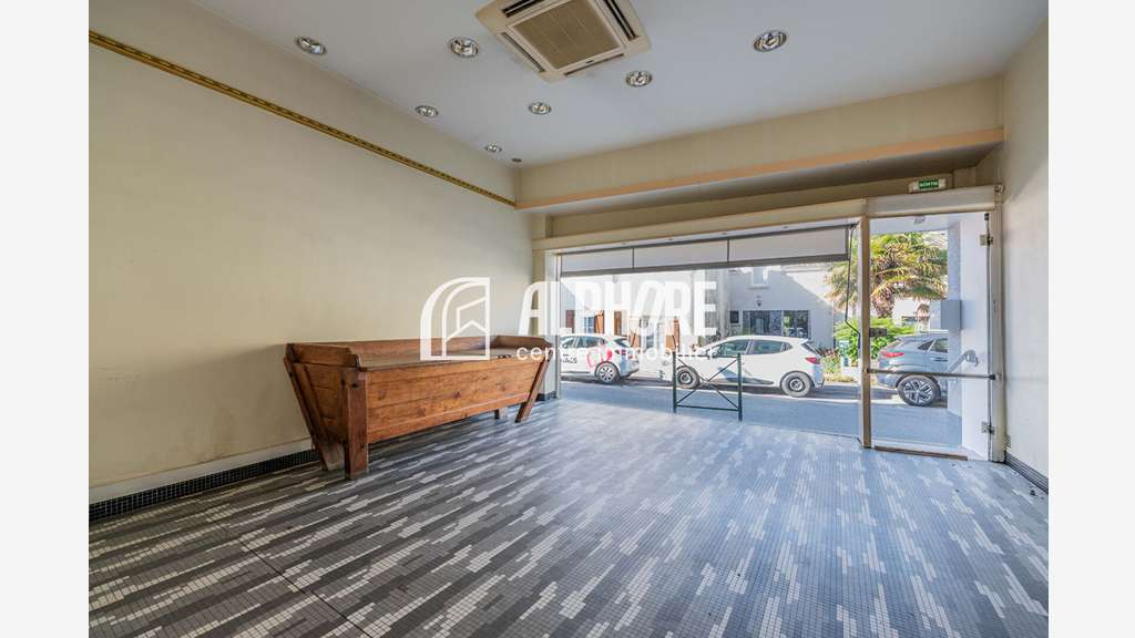 Vente murs commerciaux libres 89m² Haute-Indre