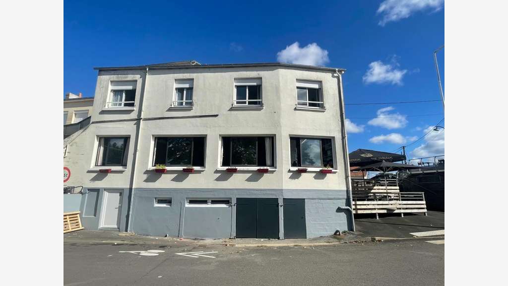 Vente murs commerciaux restaurant de 104m² à Indre