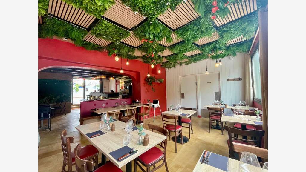 Vente murs commerciaux restaurant de 104m² à Indre