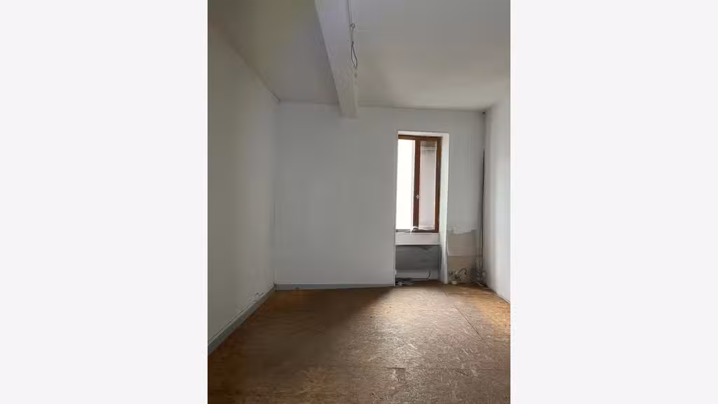 Vente local commercial de 105m² à Issigeac centre