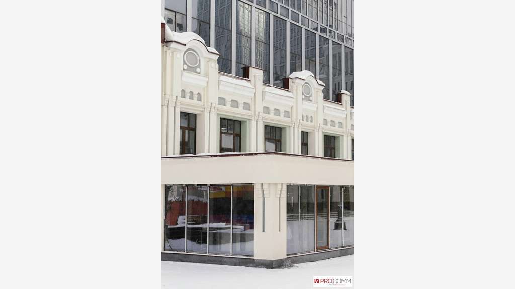 Ensemble commercial 425m² à vendre à Istres