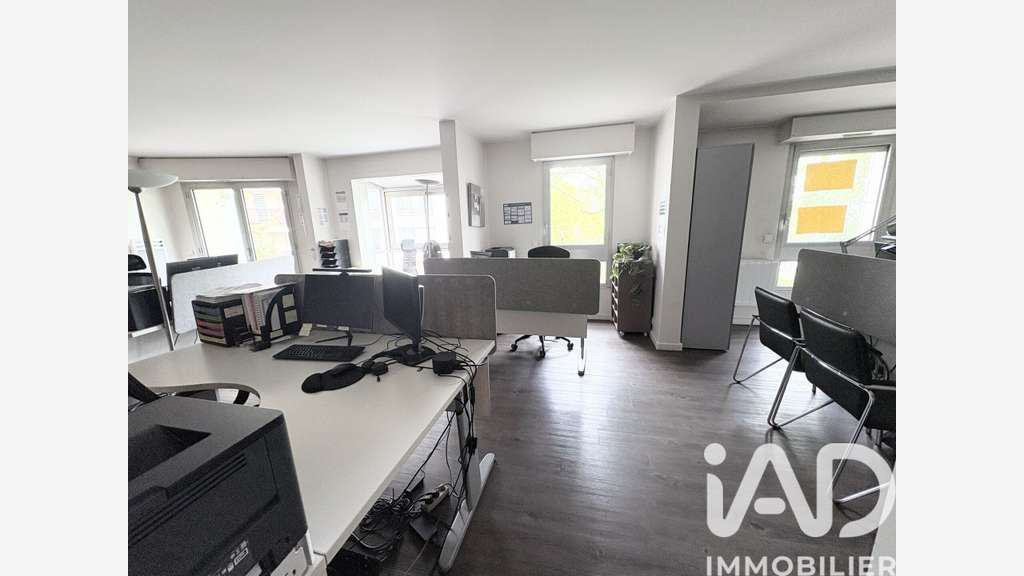 Local commercial à Joinville-le-Pont