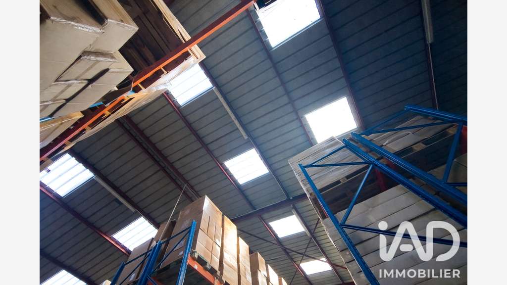 Vente entrepôt logistique loué 1130m²  à Juniville