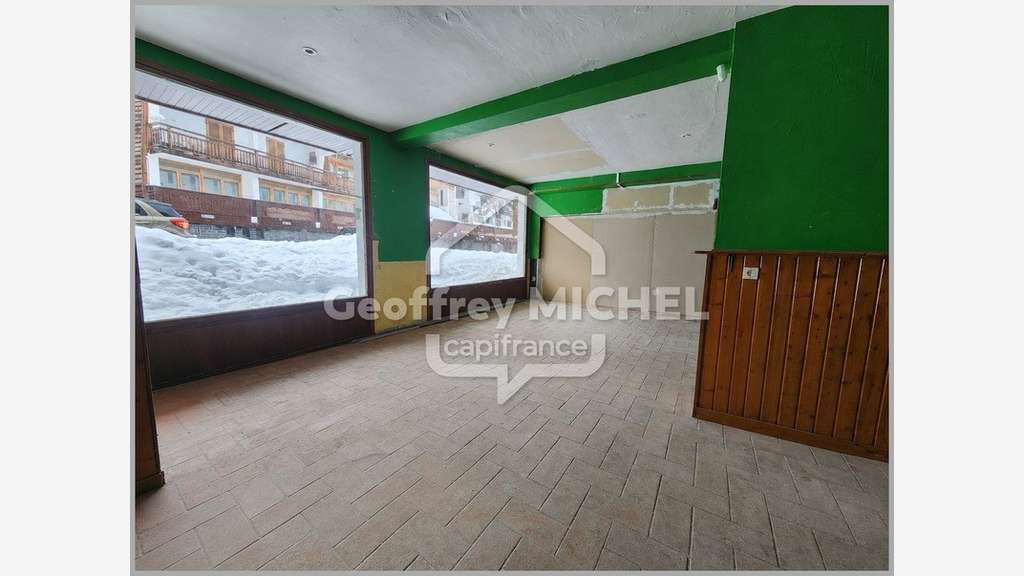 AV local commercial de 50m² empl N°1 Alpe d'Huez