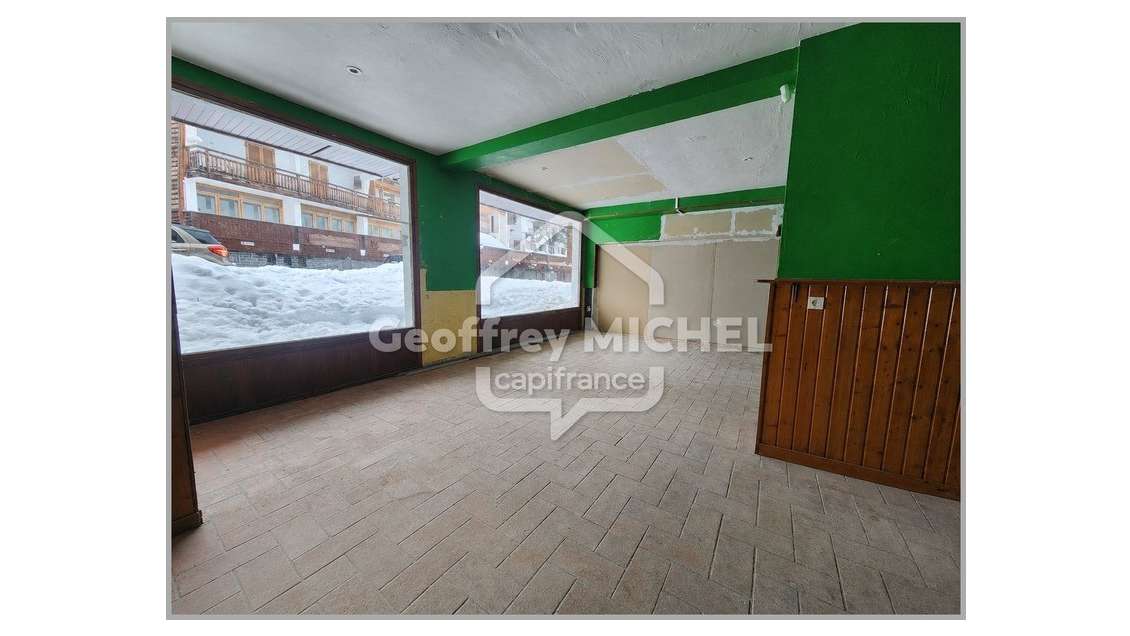 AV local commercial de 50m² empl N°1 Alpe d'Huez