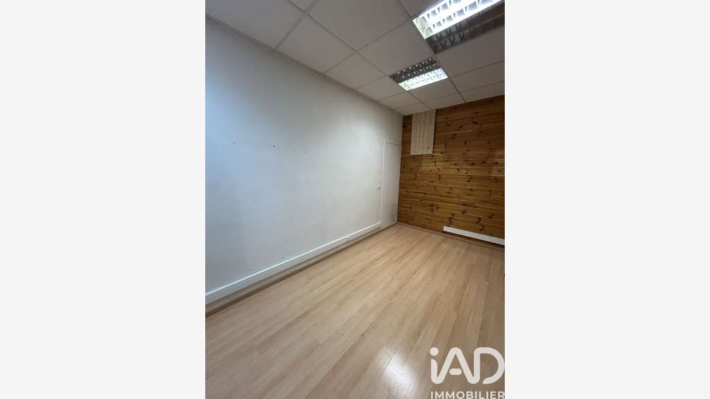 AV local commercial 250m² à L'Argentière-la-Bessée