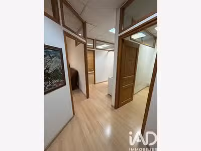 AV local commercial 250m² à L'Argentière-la-Bessée