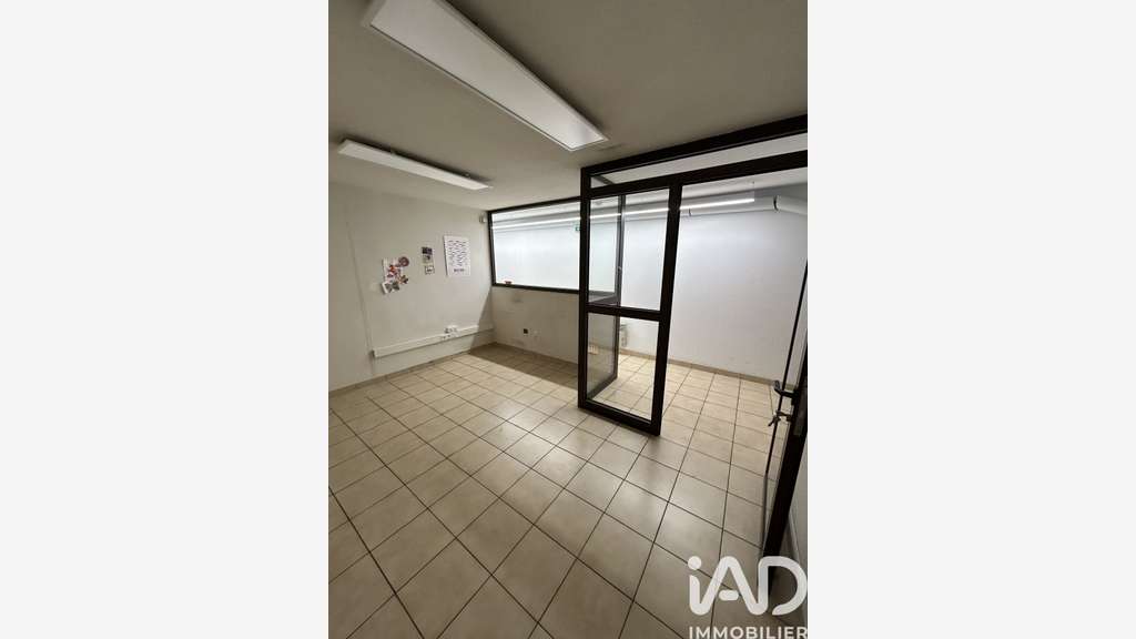 AV local commercial 250m² à L'Argentière-la-Bessée