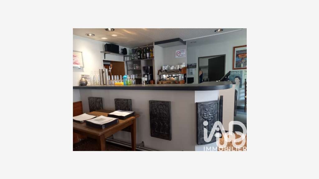 Vente murs commerciaux à L'Hôpital-Saint-Blaise