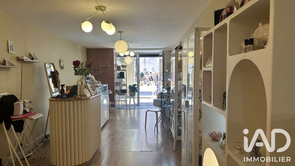 Local commercial à L'Isle-sur-la-Sorgue