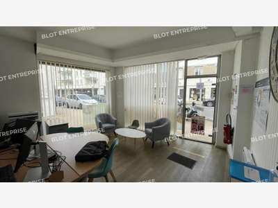 A vendre locaux commerciaux 100m² La Baule centre