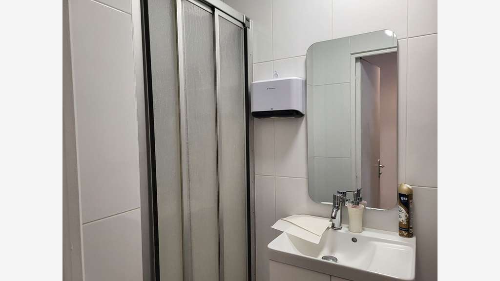 Vente murs libre 54m² à La Celle Saint Cloud