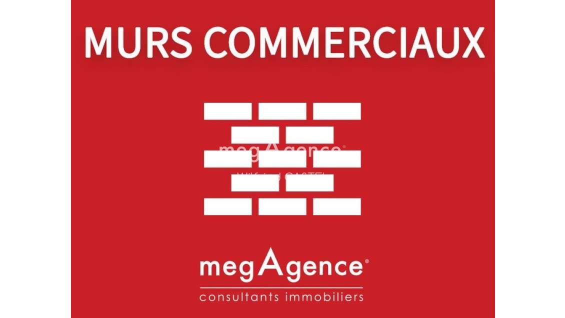 Murs commerciaux 300m² avec parking privé La Roche