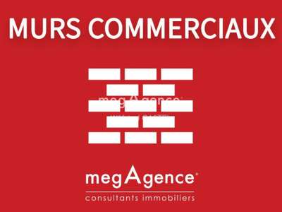 Murs commerciaux 300m² avec parking privé La Roche