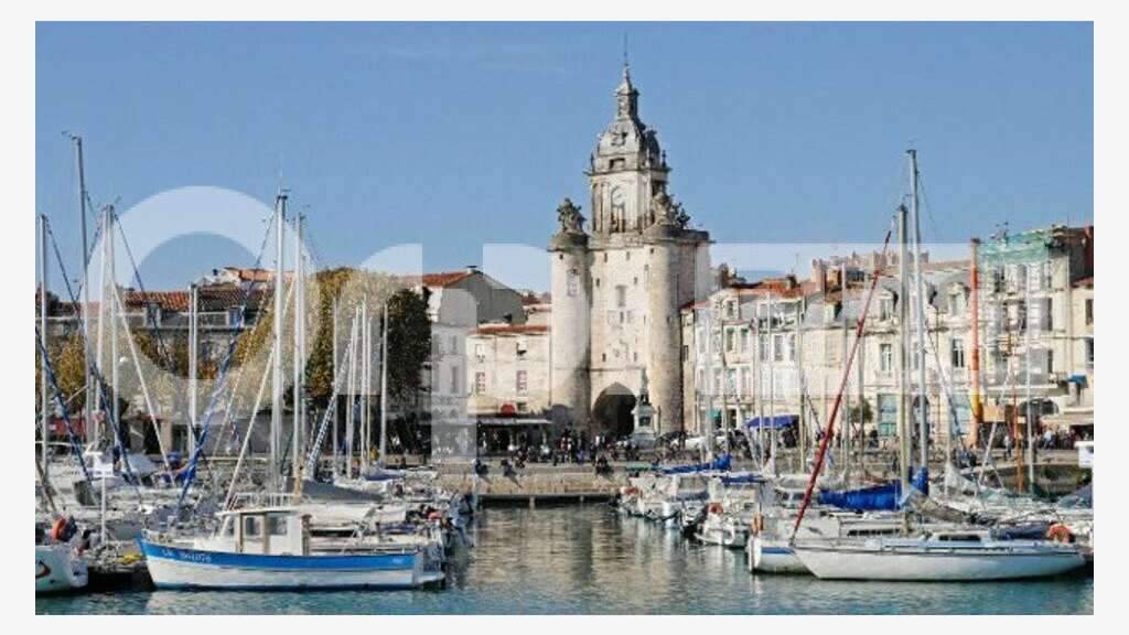 Murs 170m² à vendre centre historique La Rochelle