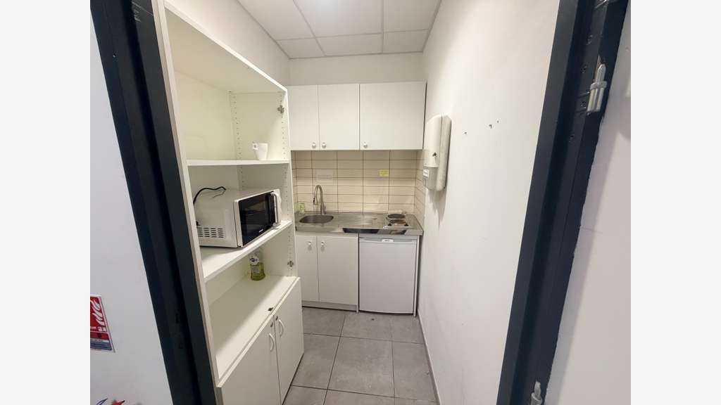 Vente bureaux de 115.66m² RDC à La Seyne sur Mer