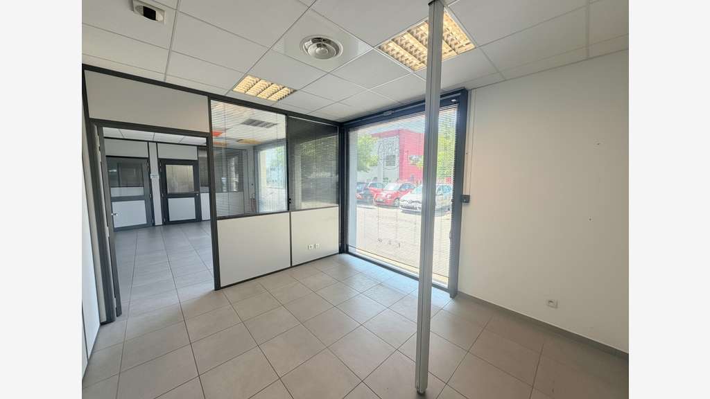 Vente bureaux de 115.66m² RDC à La Seyne sur Mer