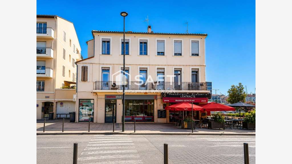 Port de La Seyne : 100 m² à fort potentiel