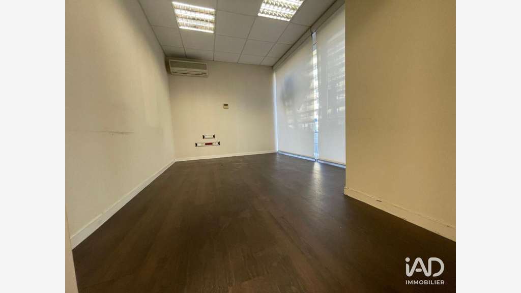 Vente murs commerciaux 155m² à La Talaudière