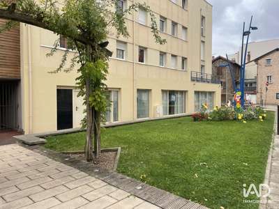 Vente murs commerciaux 155m² à La Talaudière