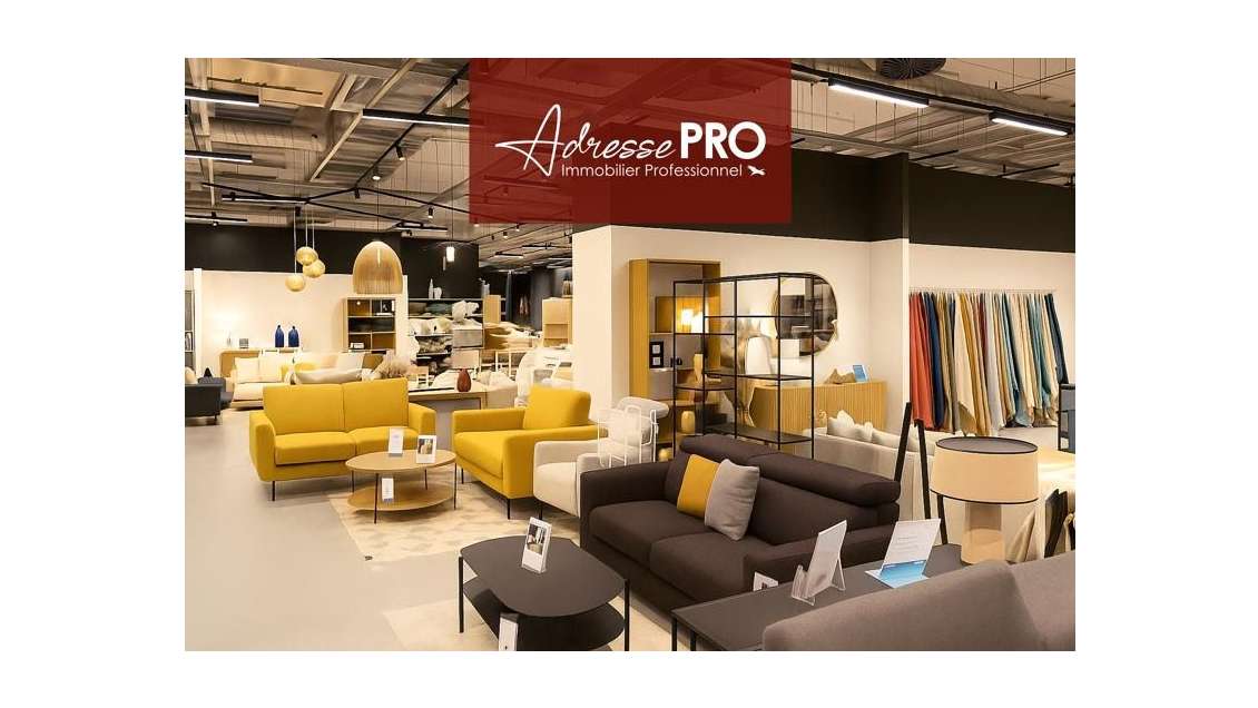 Vente murs commerciaux  245m² La Teste-de-Buch