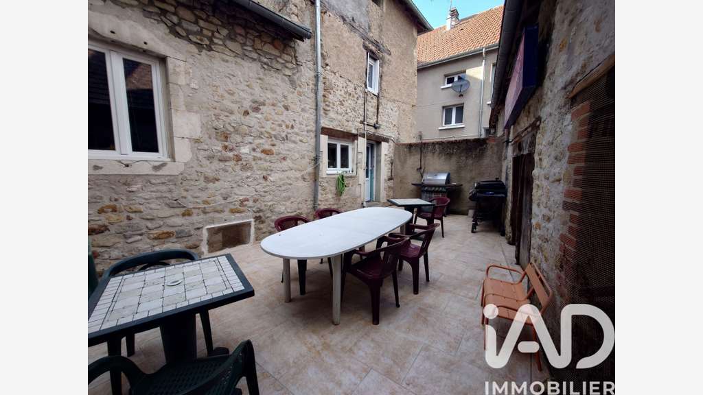 Vente murs et fonds indissociables à La Trimouille