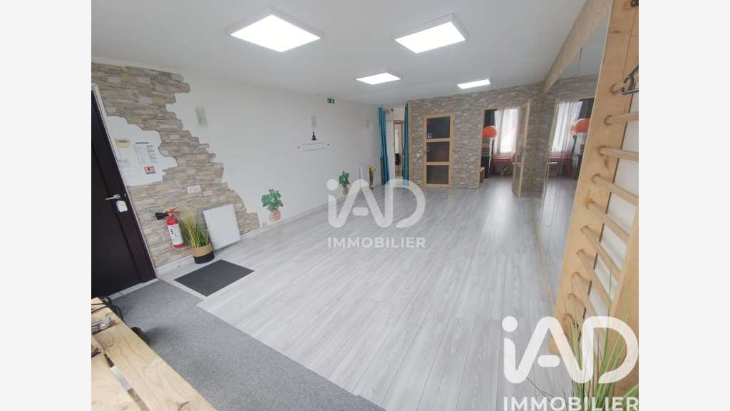 A louer local commercial 103m² Lagny-s-Marne
