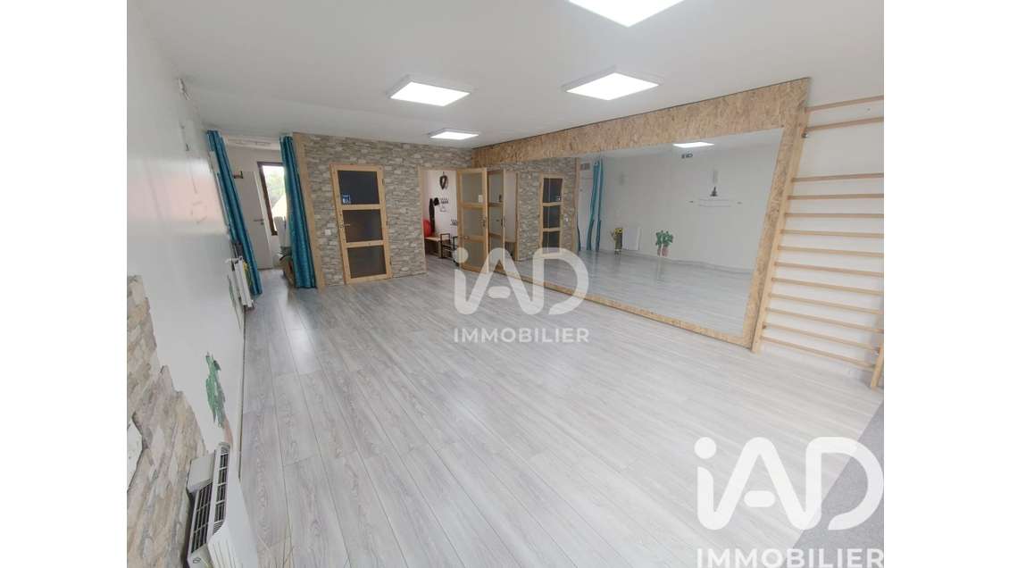 A louer local commercial 103m² Lagny-s-Marne