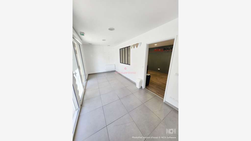 EMPLACEMENT IDEAL ! VENTE DES MURS ! TOUTES