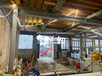 Local industriel 7 500m² à vendre à Laragne