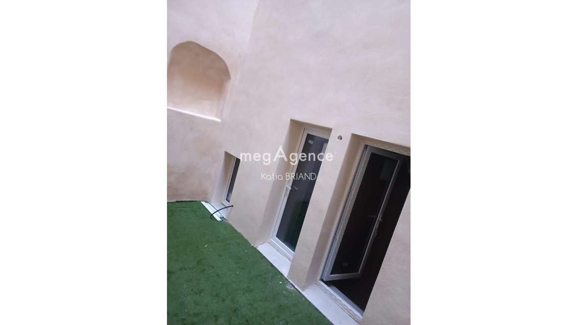 Appartement T2 avec une cour privée proche gare