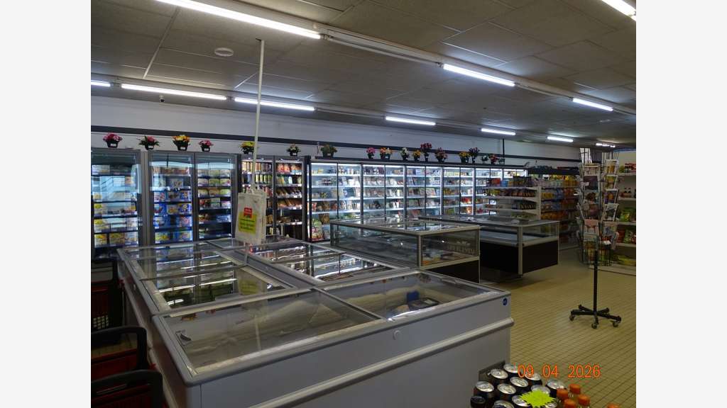 Vente murs commerciaux de supérette Sud Mayenne