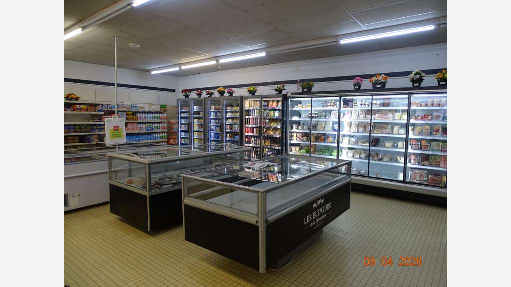 Vente murs commerciaux de supérette Sud Mayenne