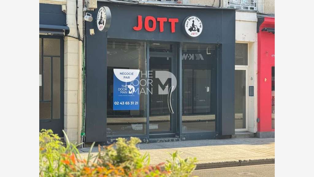 Vente locaux commerciaux Rue de la Paix à Laval
