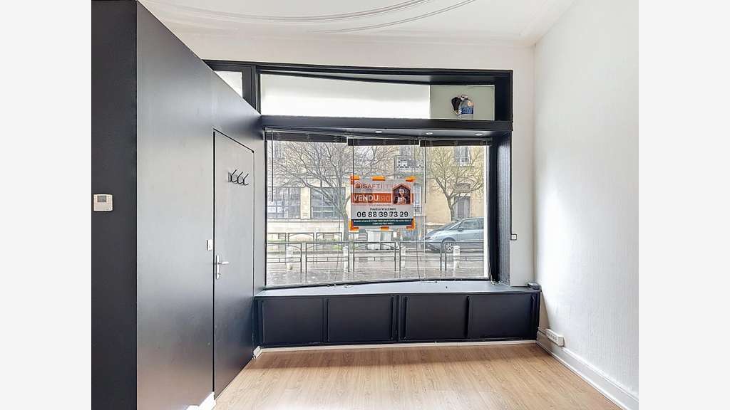 Vente local libre 23m² rue passante à Laxou