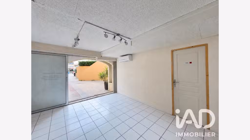 Vente local commercial de 58m² au Barcarès plage