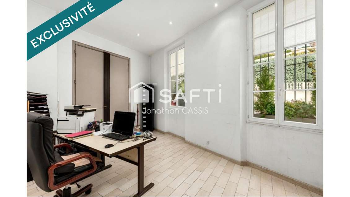 A vendre murs local 103m² Le Cannet Mairie