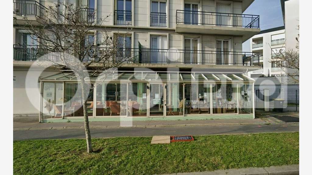 AV locaux commerciaux 113m² bien situés au Havre
