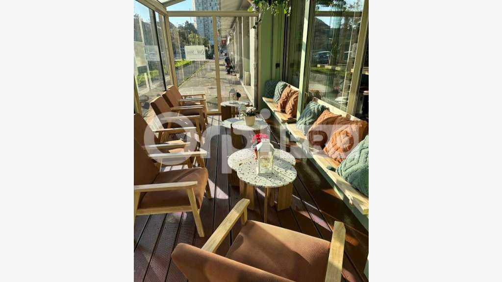 AV locaux commerciaux 113m² bien situés au Havre
