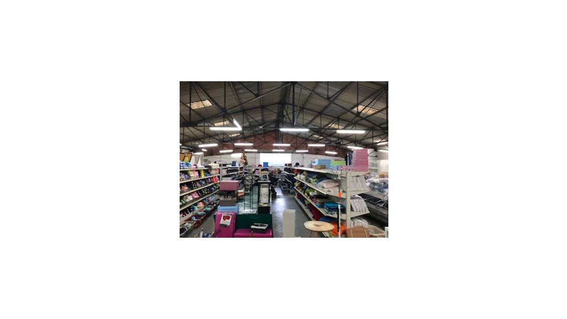 Vente entrepôt ou local commercial 550m² dept 87