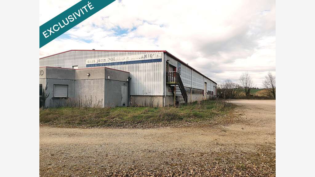 AV local rénové 140m² zone de Clermont